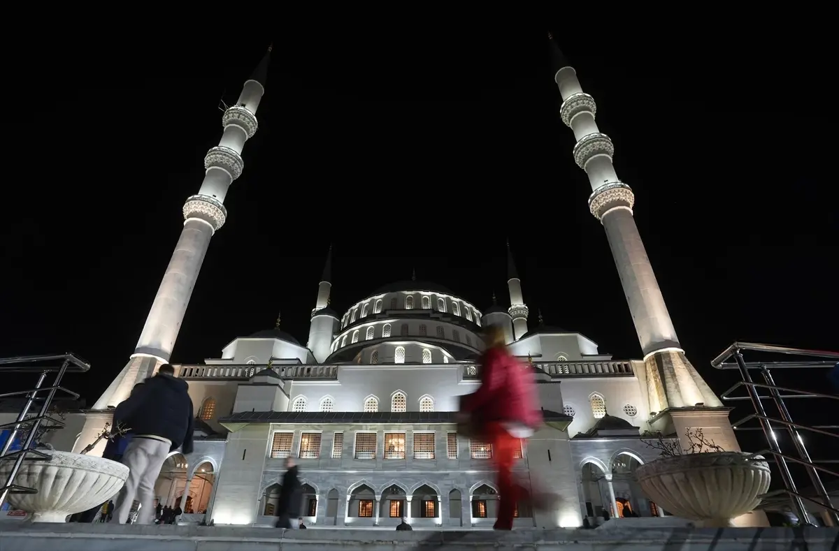 Kadir Gecesi Ankara’da İdrak Edildi