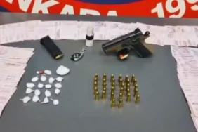 Ankara’da Ruhsatsız Tabanca ve Uyuşturucu Ele Geçirildi