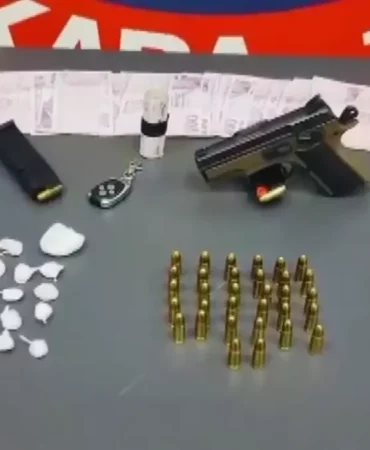Ankara’da Ruhsatsız Tabanca ve Uyuşturucu Ele Geçirildi