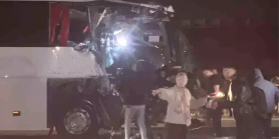 Ankara’da Otobüs ve Tır Çarpıştı: 1 Ölü