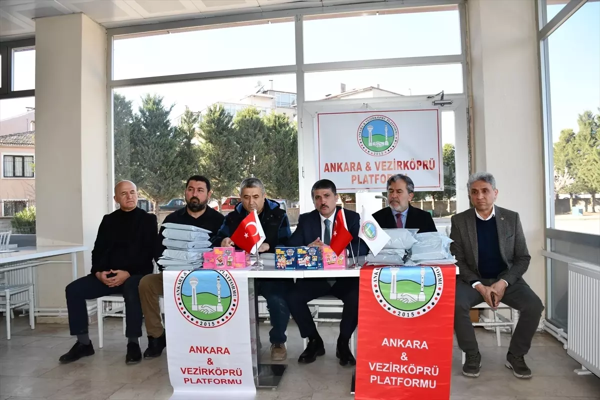 Vezirköprü’de İhtiyaç Sahibi Öğrencilere Bayram Desteği