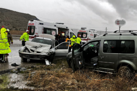 Ankara’da Trafik Kazası! 1 Ölü, 4 Yaralı