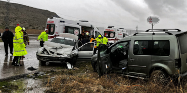 Ankara’da Trafik Kazası! 1 Ölü, 4 Yaralı