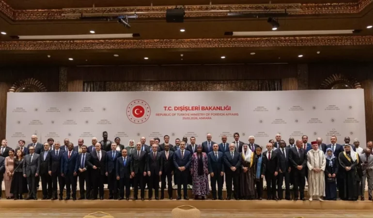 Hakan Fidan, İİT Büyükelçileriyle İftar Yemeğinde Buluştu
