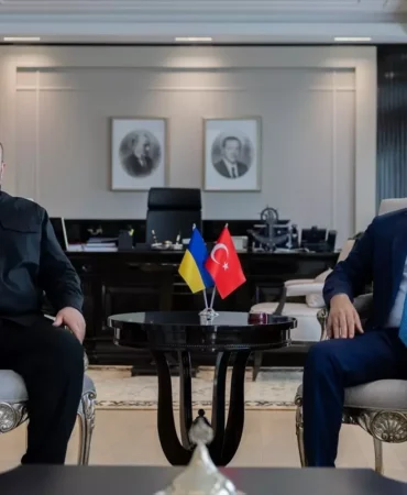 Hakan Fidan, Rüstem Umerov ile Görüştü