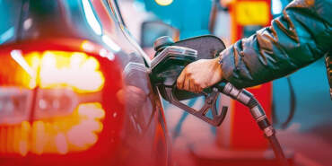 Benzin ve Motorine İndirim Geliyor: Tarih Belli Oldu