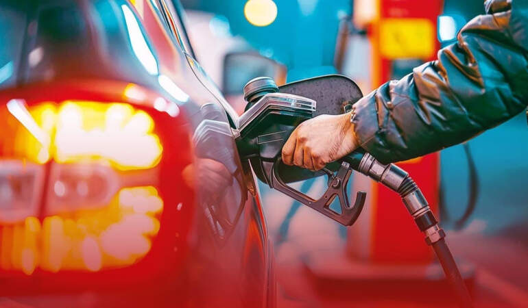 Benzin ve Motorine İndirim Geliyor: Tarih Belli Oldu