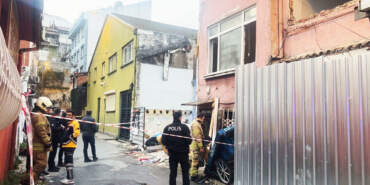 Beyoğlu’nda Korkunç Yangın: Alevlerin Arasında Kalan 2 Yaşındaki Bebek Öldü