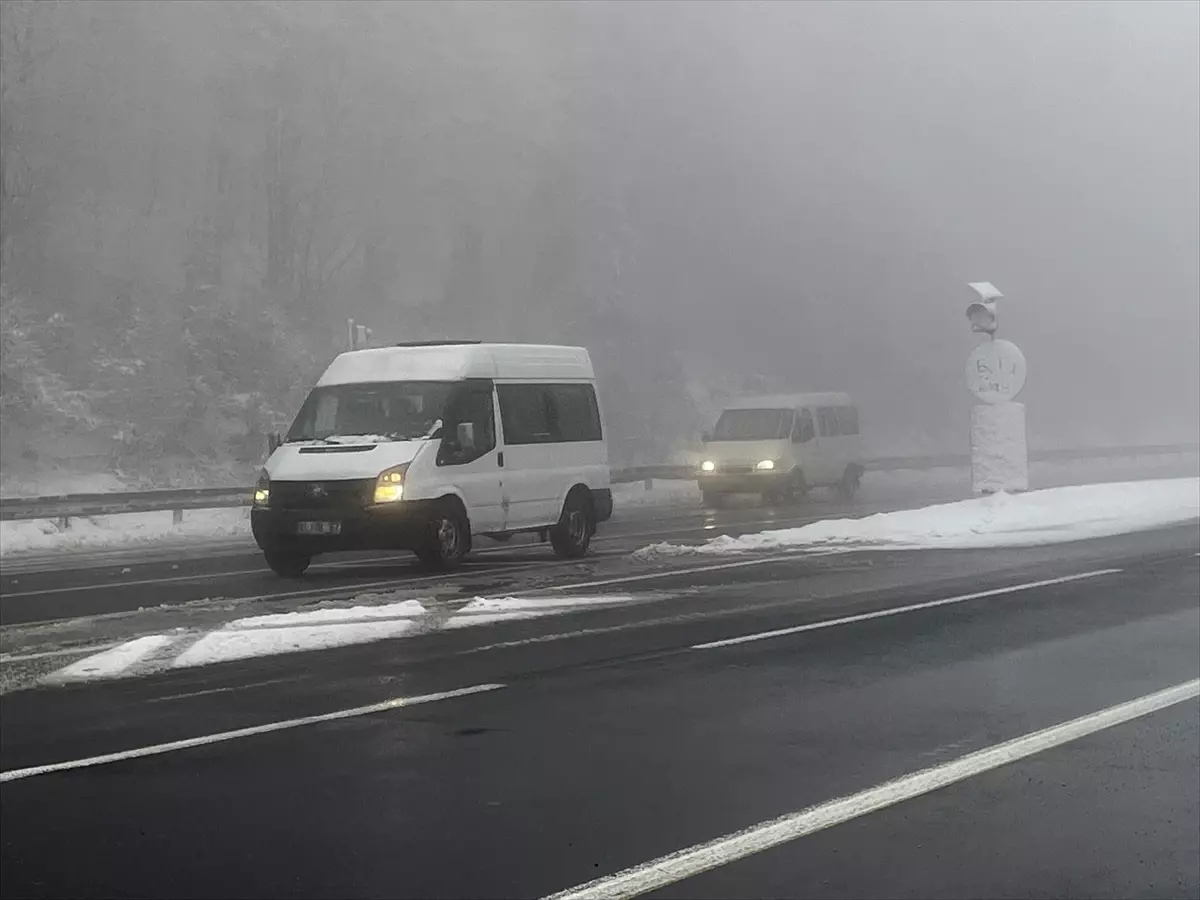 Bolu Dağı’nda Kar ve Sis Etkili