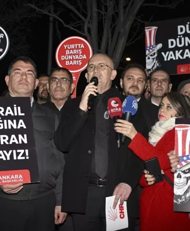 CHP, ABD ve İsrail’in Saldırısını Protesto Etti