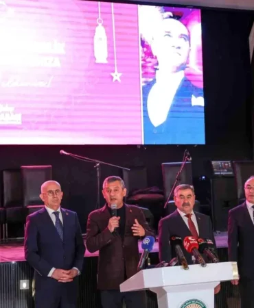CHP Genel Başkanı Özel: ‘Trump’ın kurduğu düzen, yeni dünya düzeni olamaz’