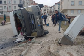 Çorum’da İşçi Minibüsü Devrildi… 5 Yaralı