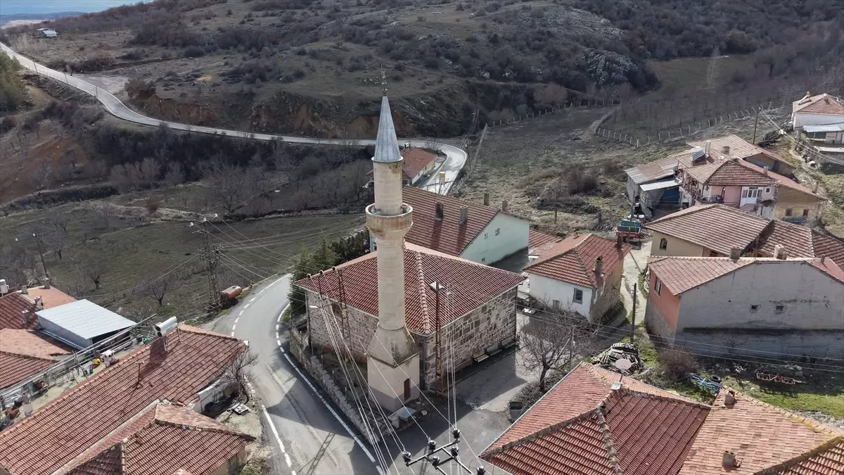 Çubuk’un Tarihi Camileri Ayakta