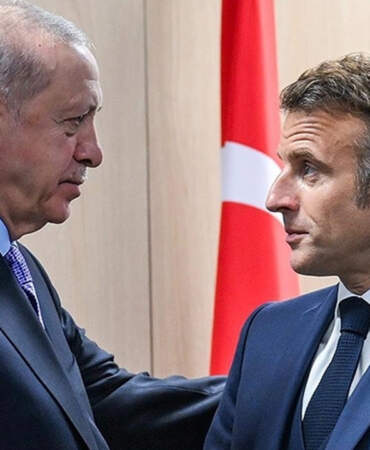 Cumhurbaşkanı Erdoğan, Macron’la İran’ı Görüştü