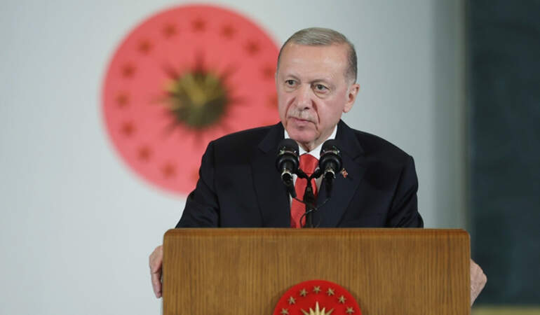 Cumhurbaşkanı Erdoğan: İran’a Gerekli İkazlarda Bulunduk, Kimse Kardeşlik Hukukunu Zedelemesin