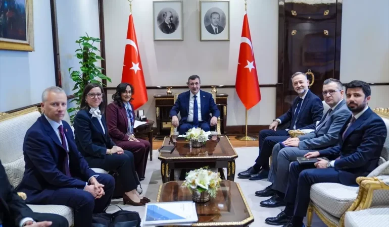 Yılmaz: Savaş Gerilimini Önlemek İçin Çalışıyoruz
