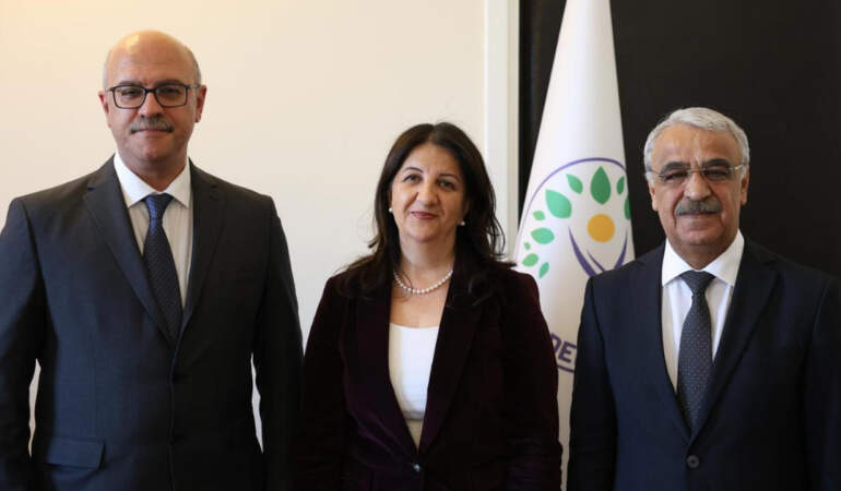 DEM Parti Heyeti İmralı Yolunda