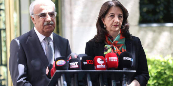 DEM Parti İmralı Heyeti, Akın Gürlek ve Mustafa Çiftçi’yi Ziyaret Edecek