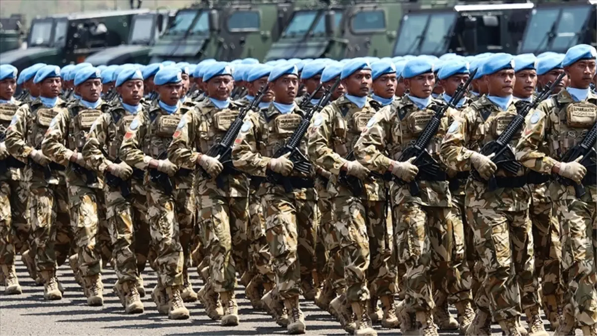 Endonezya, Gazze’ye asker konuşlandırma planını askıya aldı