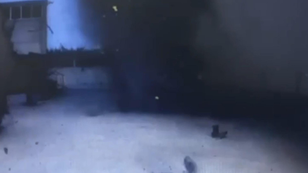 Felaketten Saniyelerle Kurtuluş! Tekirdağ’da Yağ Fabrikasındaki Korkunç Patlama Kamerada