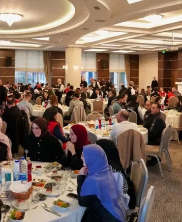 Uluslararası Öğrenciler için İftar Programı