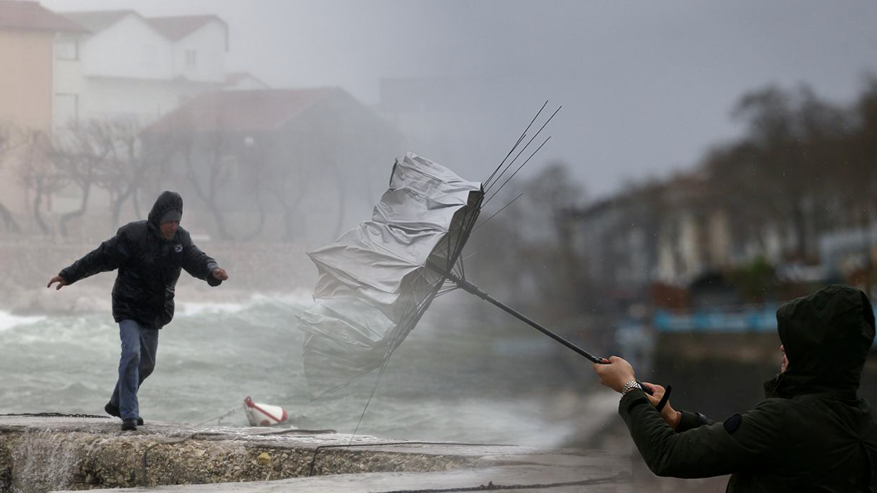 Hava Ters Köşe Yapacak: Hafta Sonu Planı Olanlar Dikkat!