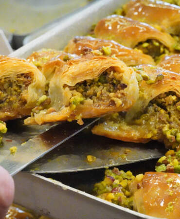 Hayaller Fıstık, Gerçekler Bezelye! Baklavadaki Büyük Hileye Dikkat: Bayramda Ağzınızın Tadı Kaçmasın