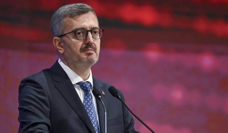 İletişim Başkanı Duran: ‘İç Cepheyi Hedef Alan 41 Sosyal Medya Hesabına Erişim Engeli Getirilmiştir’