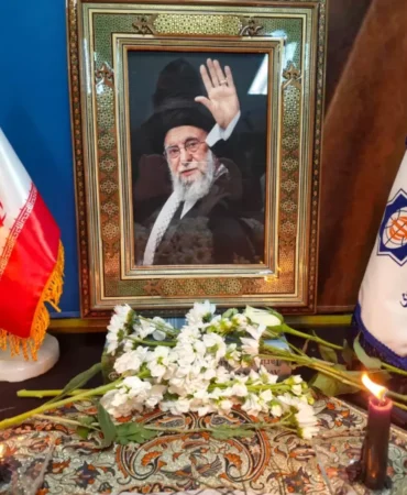 İran Büyükelçiliği, Hamaney için anma töreni düzenledi