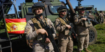 İspanya, Irak’taki Askerlerini Türkiye’ye Tahliye Etti