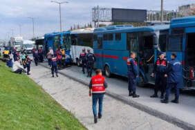 İstanbul’da 4 Cezaevi Sevk Aracı Kaza Yaptı: Yaralılar Var