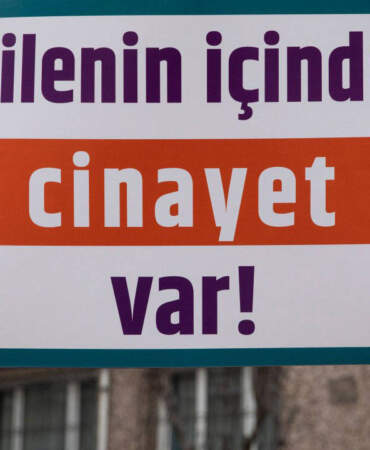 İstanbul’da Kadın Cinayeti: Evli Olduğu Kadını Darp Ederek Öldürdü! ‘Ayaklarından Bağlanmış’