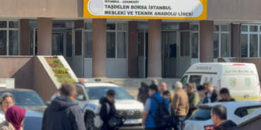 İstanbul’da Lisede Dehşet! 17 Yaşındaki Öğrenci 2 Öğretmeniyle Bir Öğrenciyi Bıçakladı