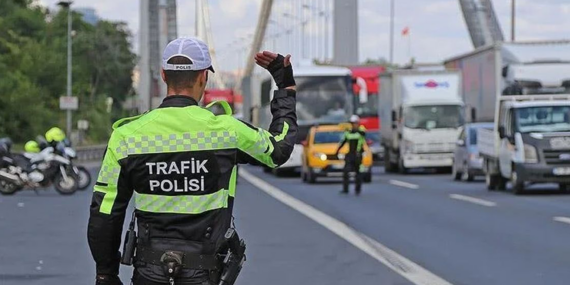 İstanbul’da Trafiğe 8 Mart Ayarı… Bu Yollar Kapalı Olacak