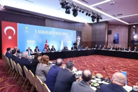 Dervişoğlu, İYİ Parti İl Başkanlarıyla İftar Yaptı