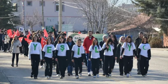 Kahramankazan’da Yeşilay Haftası kapsamında yürüyüş düzenlendi