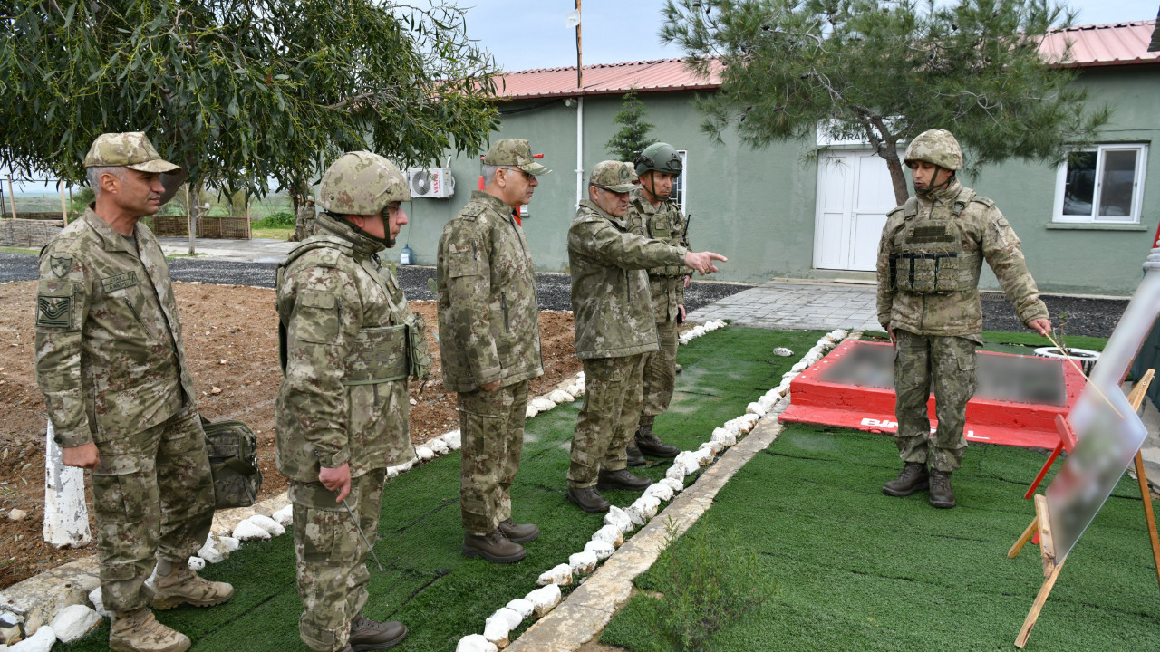 Kara Kuvvetleri Komutan Orgeneral Metin Tokel’den KKTC’ye Kritik Ziyaret