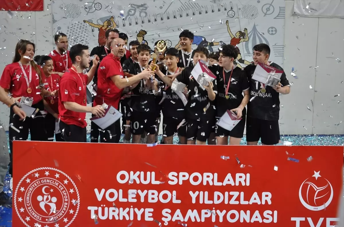 Voleybol Şampiyonası Kütahya’da Sona Erdi