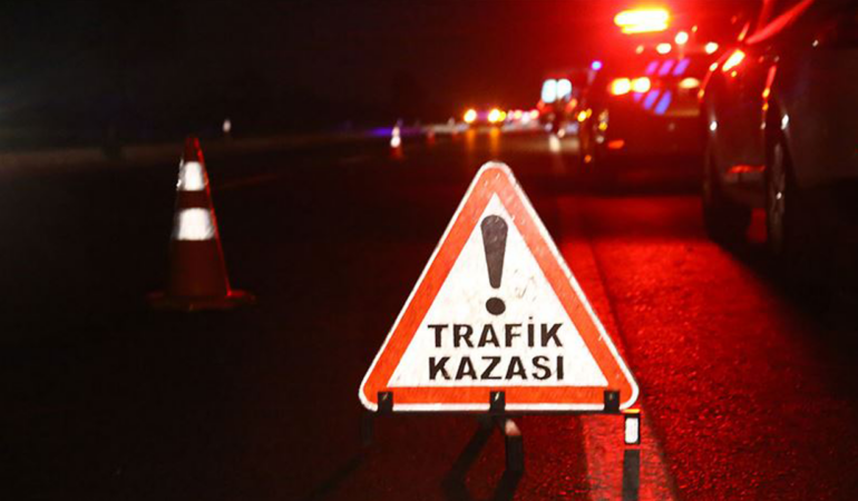 Manisa’da Feci Kaza! 2 Ölü, 4’ü Ağır 5 Yaralı