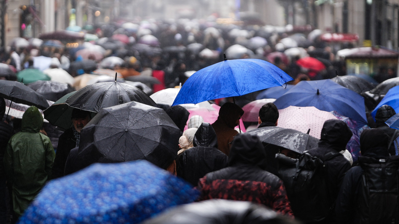 Meteoroloji Uyardı: Yağışlı Hava Yurdu Terk Etmiyor, Sıcaklıklar Düşecek