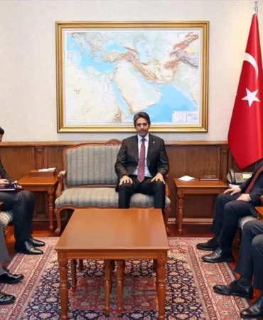Bakan Güler, Katar Büyükelçisi’ni kabul etti