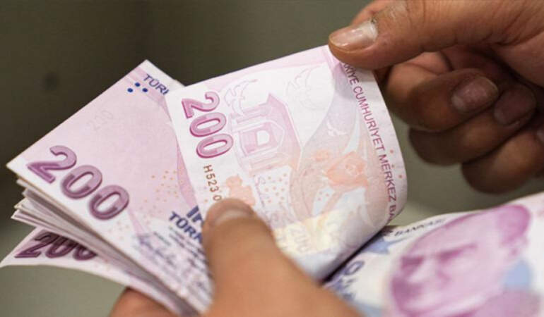 Emeklinin Bayram İkramiyesine Zam Gelecek mi? AK Parti’den Yeni Açıklama