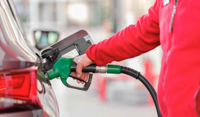 Motorine Büyük Zam! İndirim Kısa Sürdü, 76 Lirayı Aştı