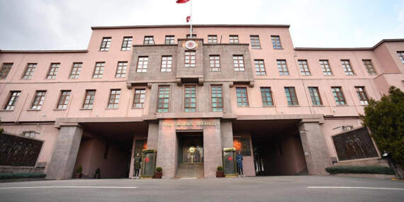MSB Açıkladı: İran’dan Ateşlenen 3. Füze Etkisiz Hale Getirildi