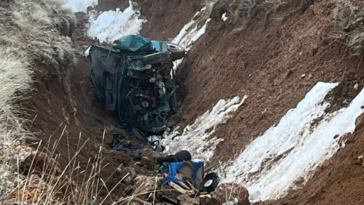 Niğde’de Facia: Şarampole Uçtu, Ölü ve Yaralılar Var