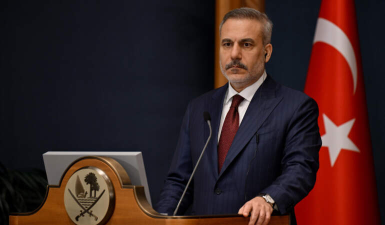Orta Doğu’daki Savaşta 4’üncü Hafta: Hakan Fidan’dan Peş Peşe ‘Barış’ Diplomasisi