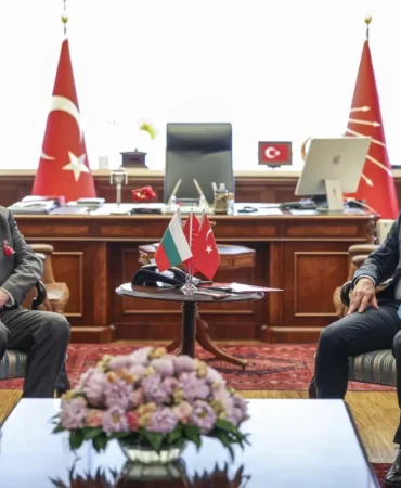 Özgür Özel, Bulgaristan Büyükelçisi’ni Kabul Etti