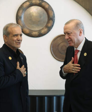 Pezeşkiyan’dan Türkçe Mesaj: ‘Cumhurbaşkanı Erdoğan’ın Siyonist Rejimi Kınama Tutumu Takdire Şayan’