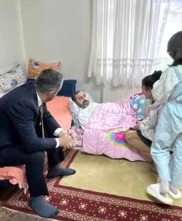 Çetin’den Hasta Ziyareti