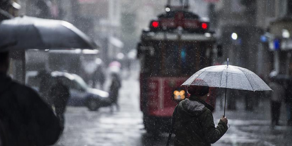 Şemsiyesiz Çıkmayın! İstanbul’a Yağış Geliyor